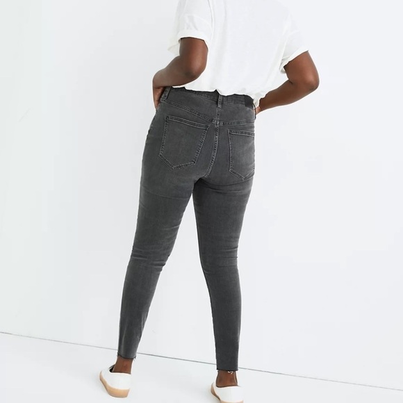 Madewell 9" Mid-Rise Skinny Jeans in Black Sea size 27 - Picture 2 of 15
